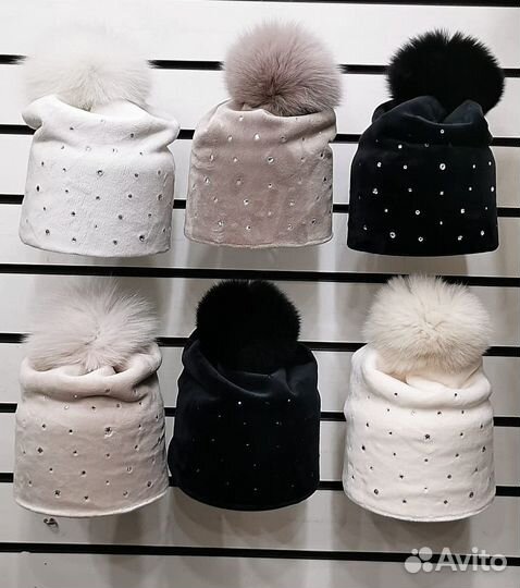 Шапка велюровая со стразами