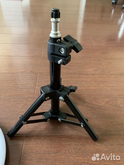 Кольцевая лампа со штативом 26 см