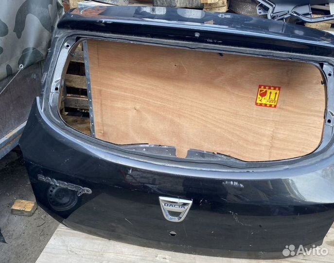 Крышка багажника renault sandero 2 2016-2024
