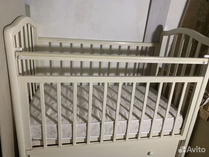 Детская кроватка, качка