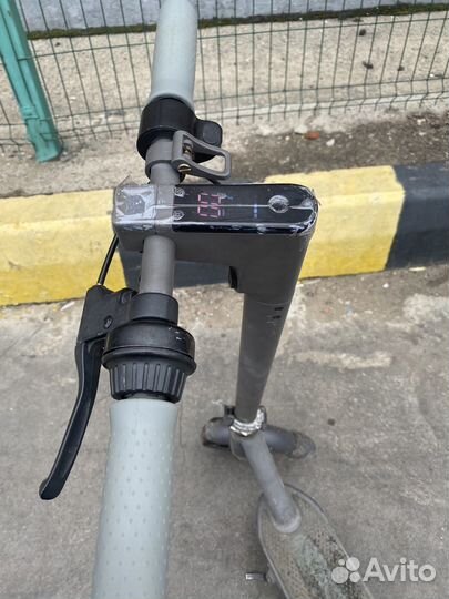 Електроный самокат