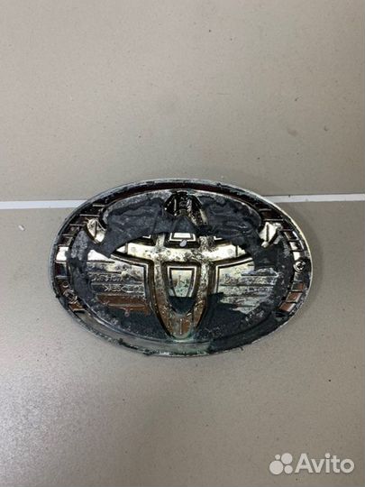 Эмблема Toyota Land Cruiser Prado 150