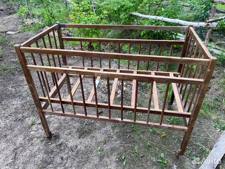 Кроватка детская