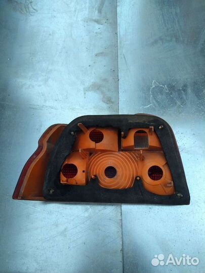 Фонарь задний escort