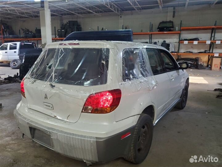 Разбор на запчасти Mitsubishi Outlander