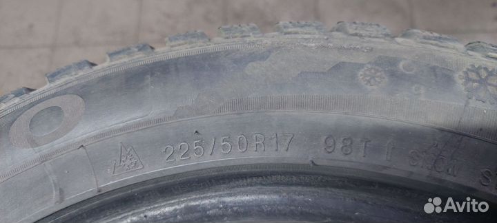 Kumho I'Zen KW22 225/50 R17