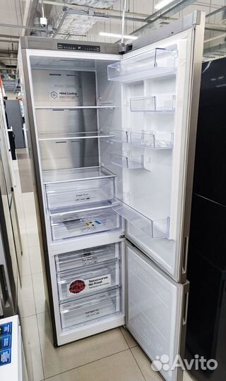 Новый Холодильник 2м Samsung/NO frost