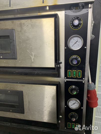 Печь для пиццы AML 44 на подставке