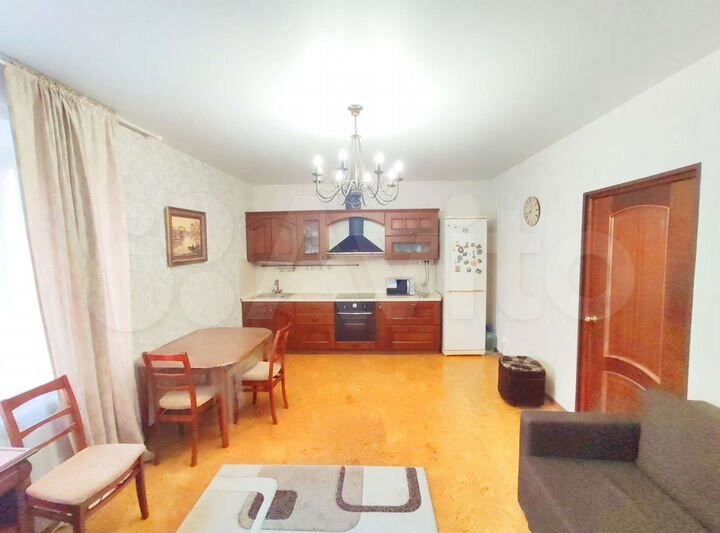 2-к. квартира, 77,6 м², 1/10 эт.