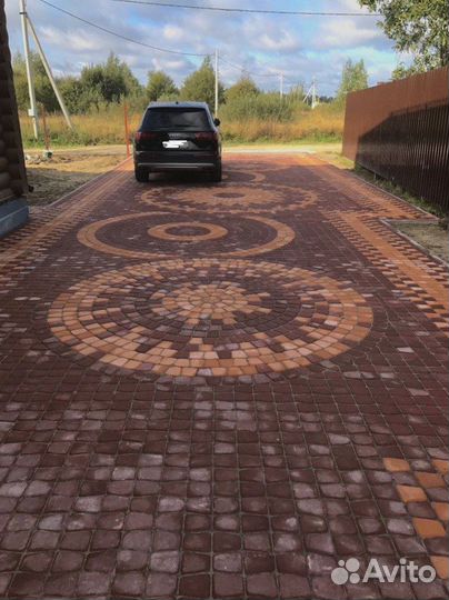 Плиточник строитель