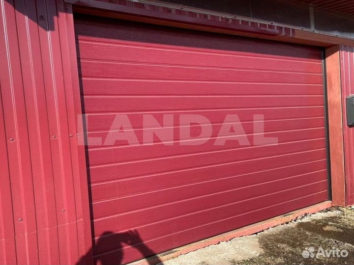 Гаражные секционные ворота