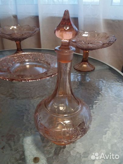 Графин блюдо фруктовница СССР розовое стекло
