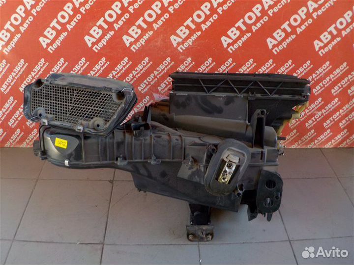 Корпус отопителя салона Opel Astra-H хэтчбек