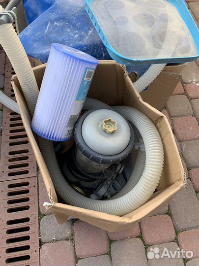 Каркасный бассейн intex