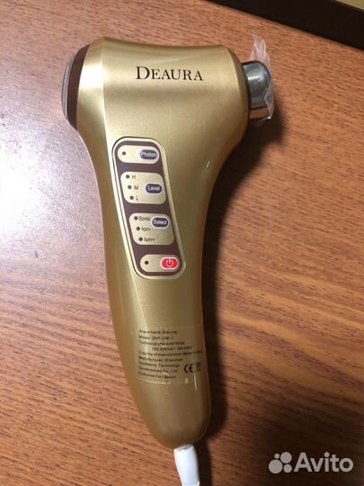 Аппарат Deaura Biolong для ухода за лицом