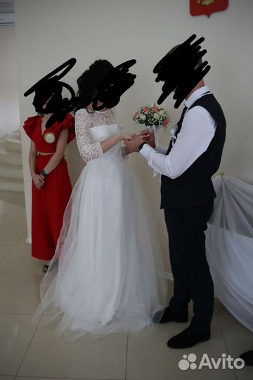 Свадебное платье