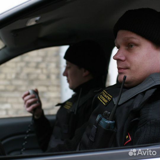 Охранник на вахту(на авто или без)