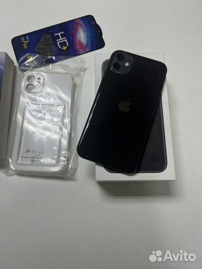 iPhone 11, 64 ГБ