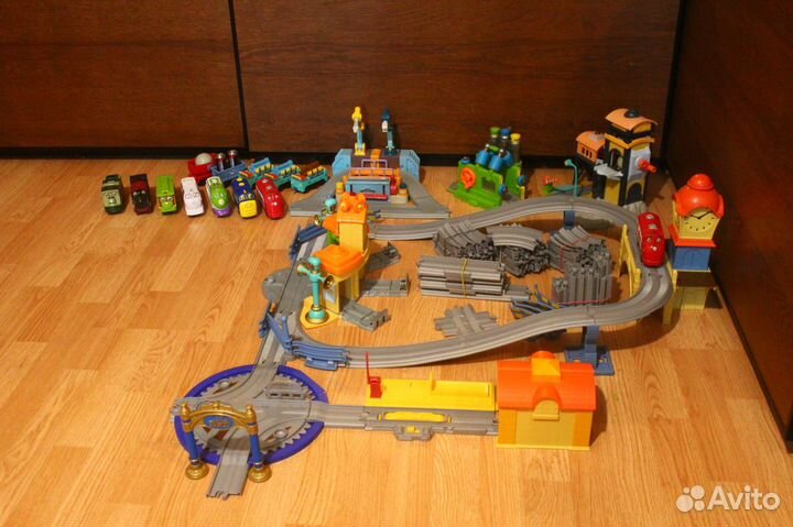 Железная дорога Чаггингтон Chuggington Motorized