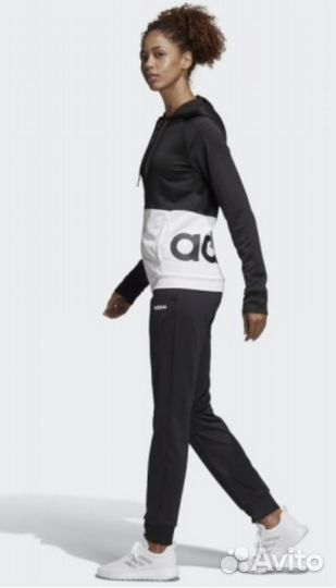 Спортивный костюм adidas новый