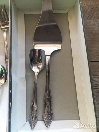 Набор столовых приборов