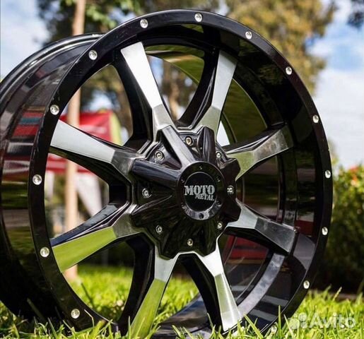 Диски Moto Metal R17 5x127 Jeep Wrangler