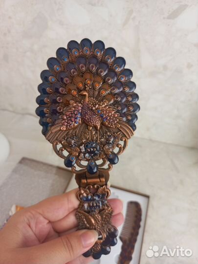 Зеркало складное с расчёской