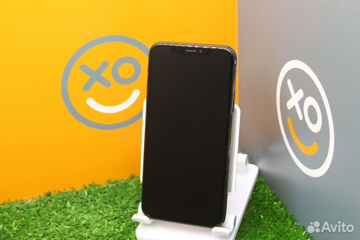 iPhone X, 64 ГБ