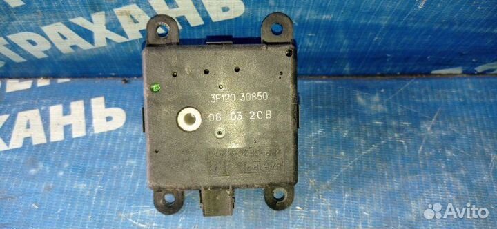 Моторчик заслонок отопителя Nissan Teana J32 седан