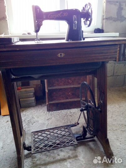Продаю швейные машинки