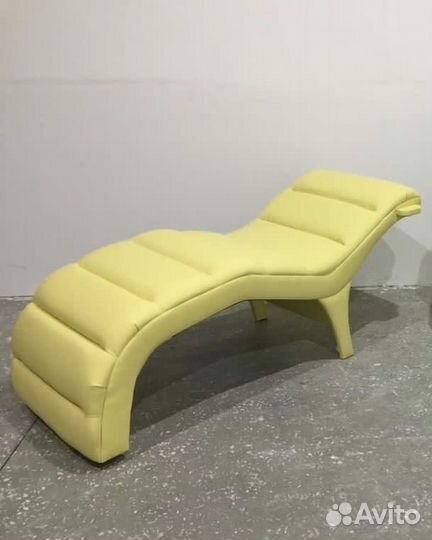 Кушетка анатомическая