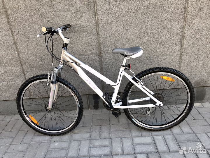 Велосипед Trek 3700 26