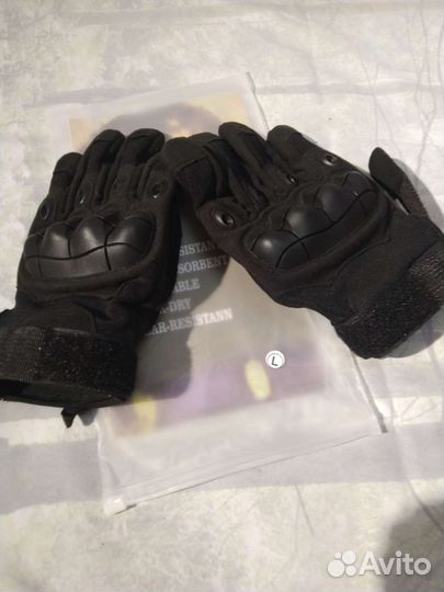 Перчатки тактические и защита локтей и колен