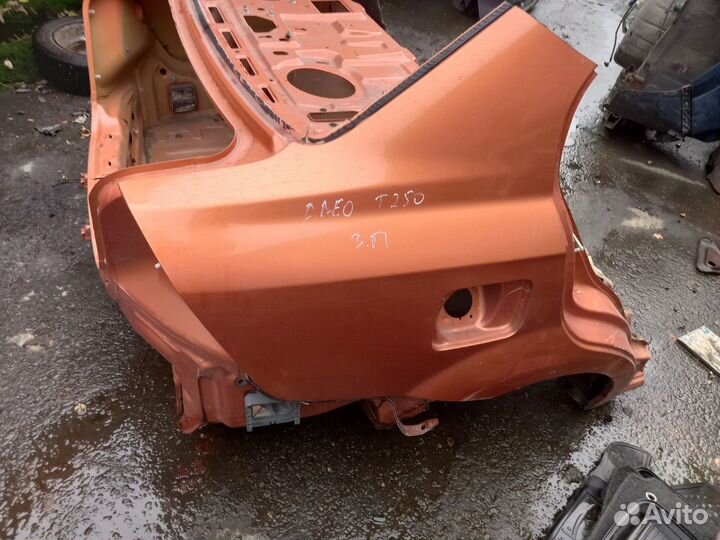 Заднее правое крыло Aveo t250 седан