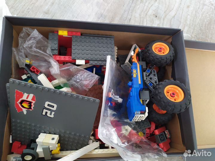 Lego пожарная часть не все детали