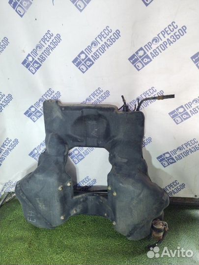 Бензобак Audi A6 седан 2.8 ACK 1997