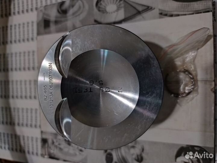 Поршень 06H107065AH VAG 2.0 tfsi комплект