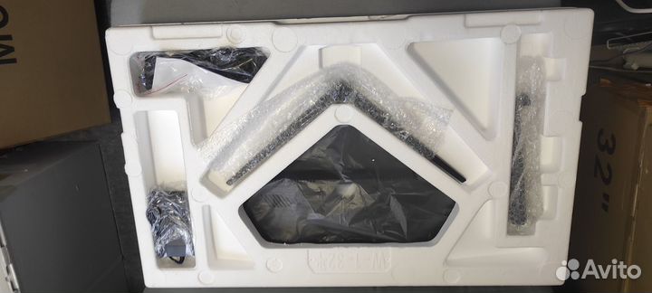 Новый геймерский монитор 32