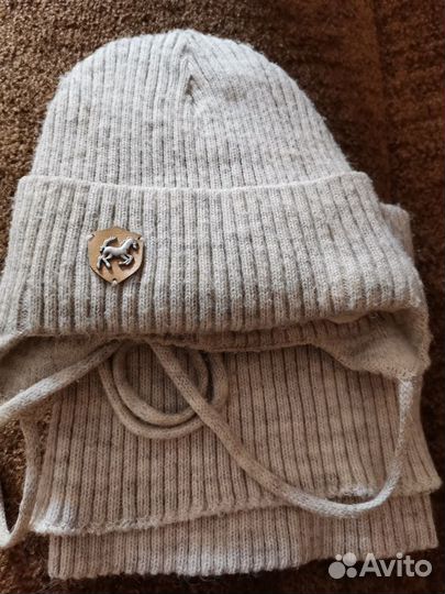 Комплект шапка и снуд