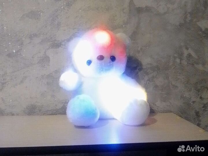 Игрушка белый медведь