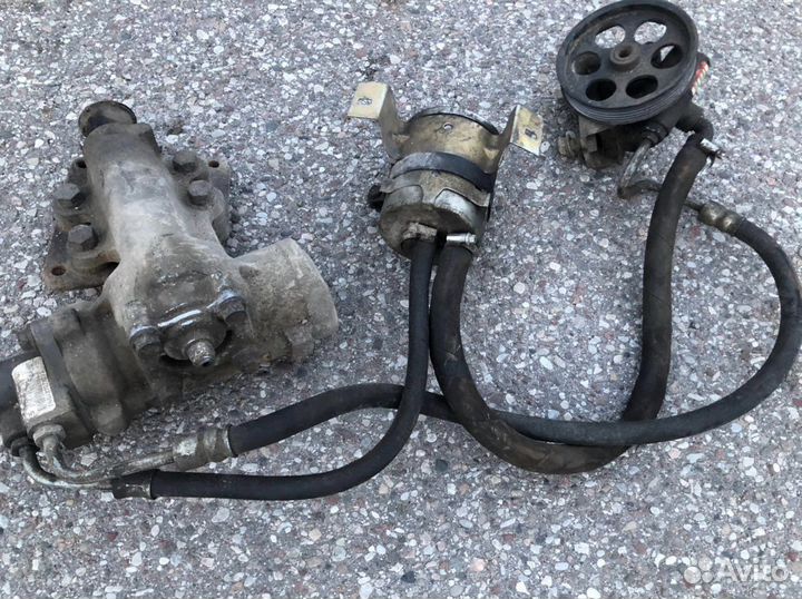 Гидроусилитель с рулевым механизмом УАЗ Патриот