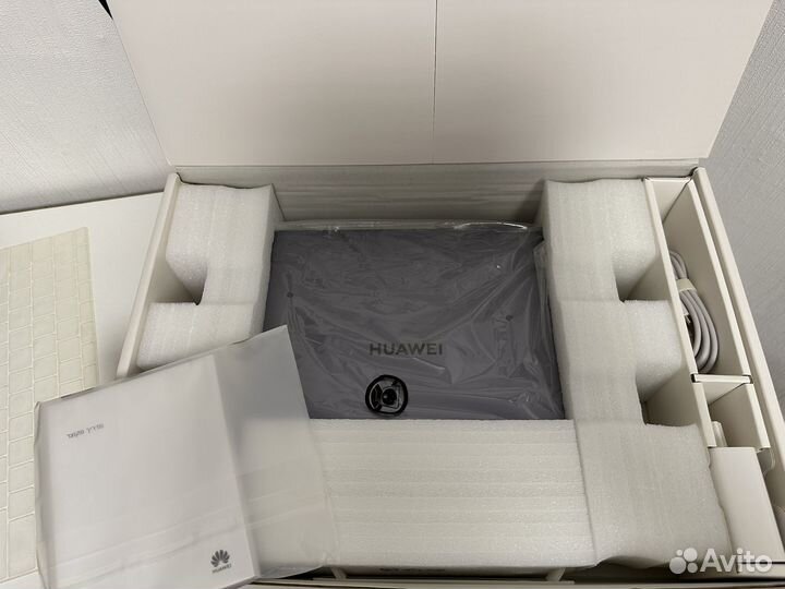 Мощный ноутбук Huawei Matebook 13 HN-W19R 16/512