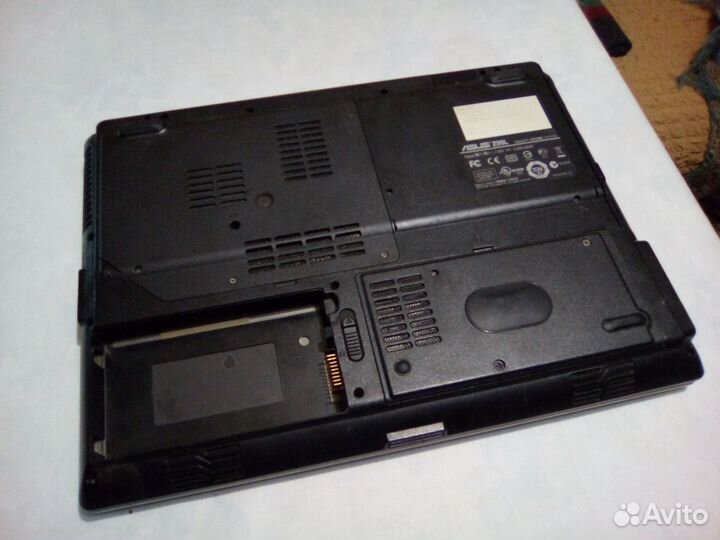 Ноутбук asus