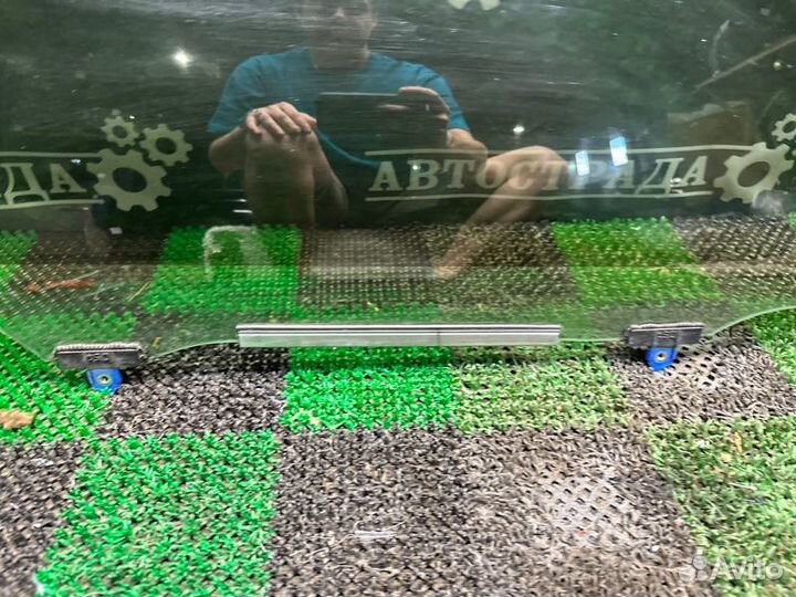 Стекло двери переднее правое Lexus Es 6 2012-2017