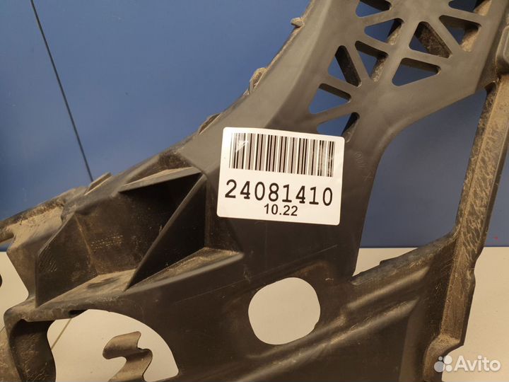 Кронштейн бампера переднего левый Mercedes C-klasse W204 2007-2015