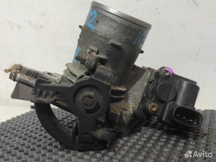 Дроссельная заслонка Toyota Corolla NZE121 1NZ-FE