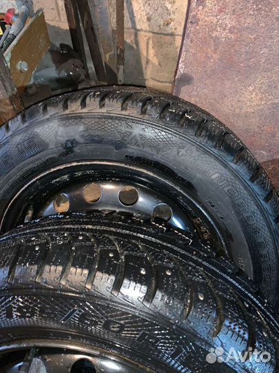 Зимние колеса на nissan