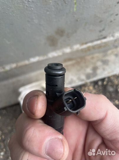 Топливные форсунки 06b133551T