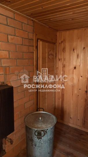 Дом 247,4 м² на участке 9 сот.