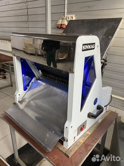 Хлеборезка sinmag SM 302